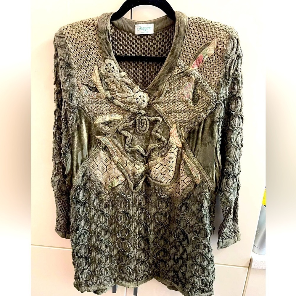 Bohemian Textured VTG Bizzarro Blouse/sweater Lace Crochet Velour Italy size M/L